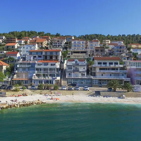 Antonia Lejlighed Trogir